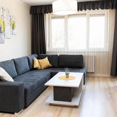 Holiday Apartman シャールヴァール エクステリア 写真